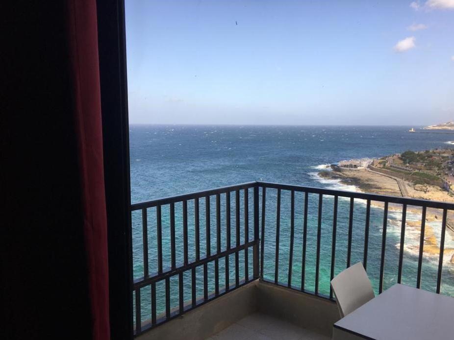 Roma Hotel Sliema Luaran gambar